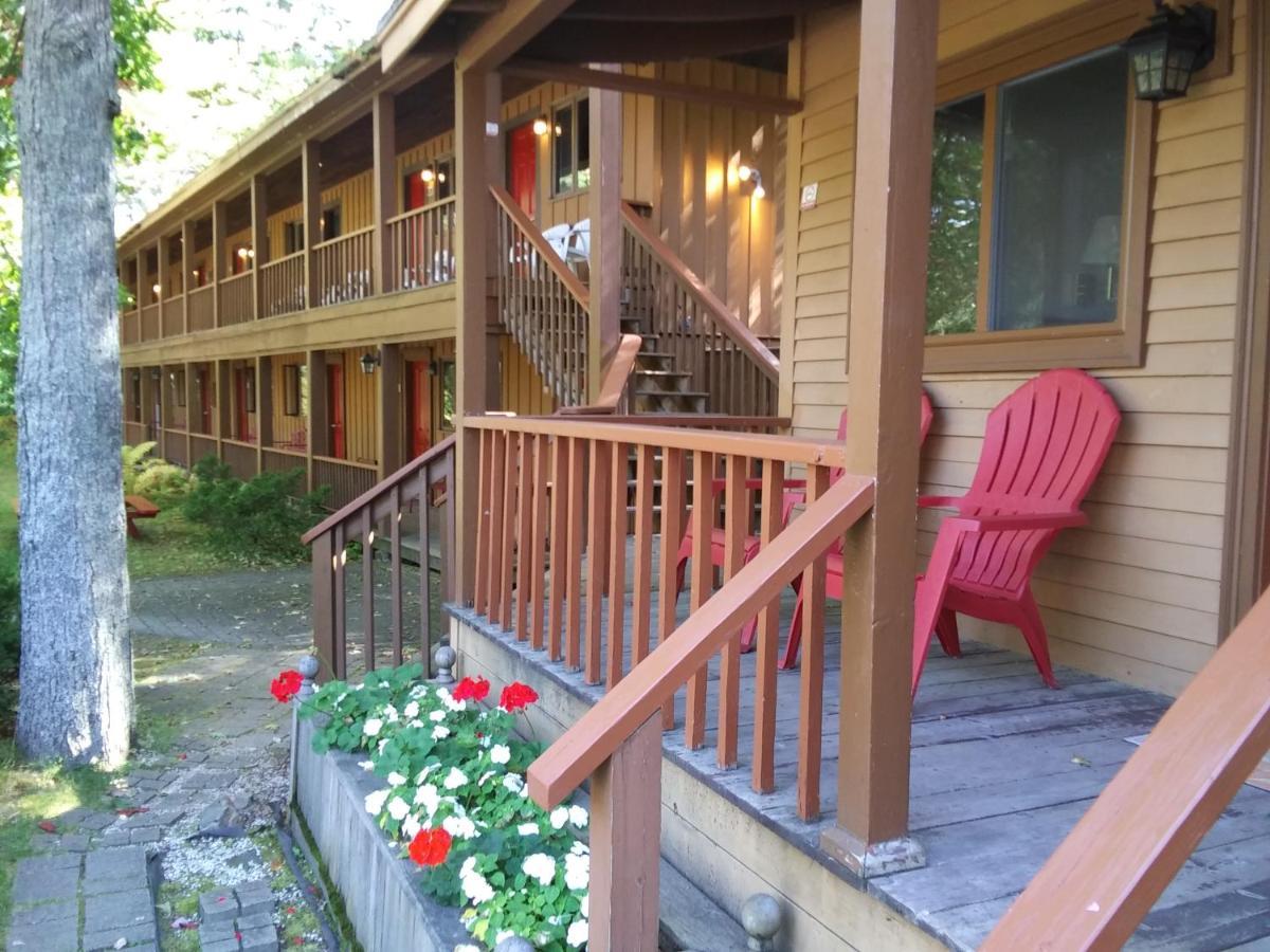 Wiscasset Woods Lodge Екстериор снимка