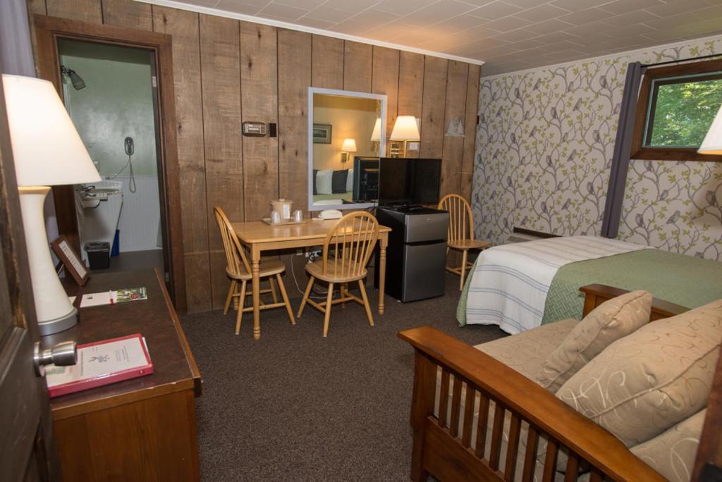 Wiscasset Woods Lodge Екстериор снимка